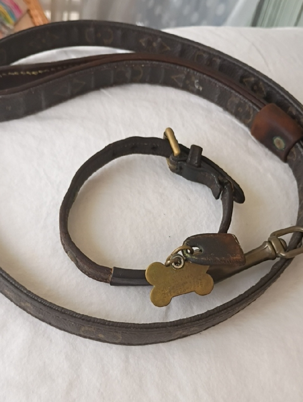 Louis Vuitton Brown Leather Dog Collar and Leash Set 100% Authentic